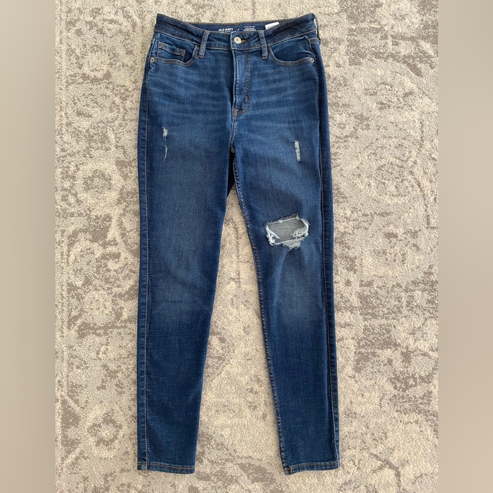 Old navy jeans size 4